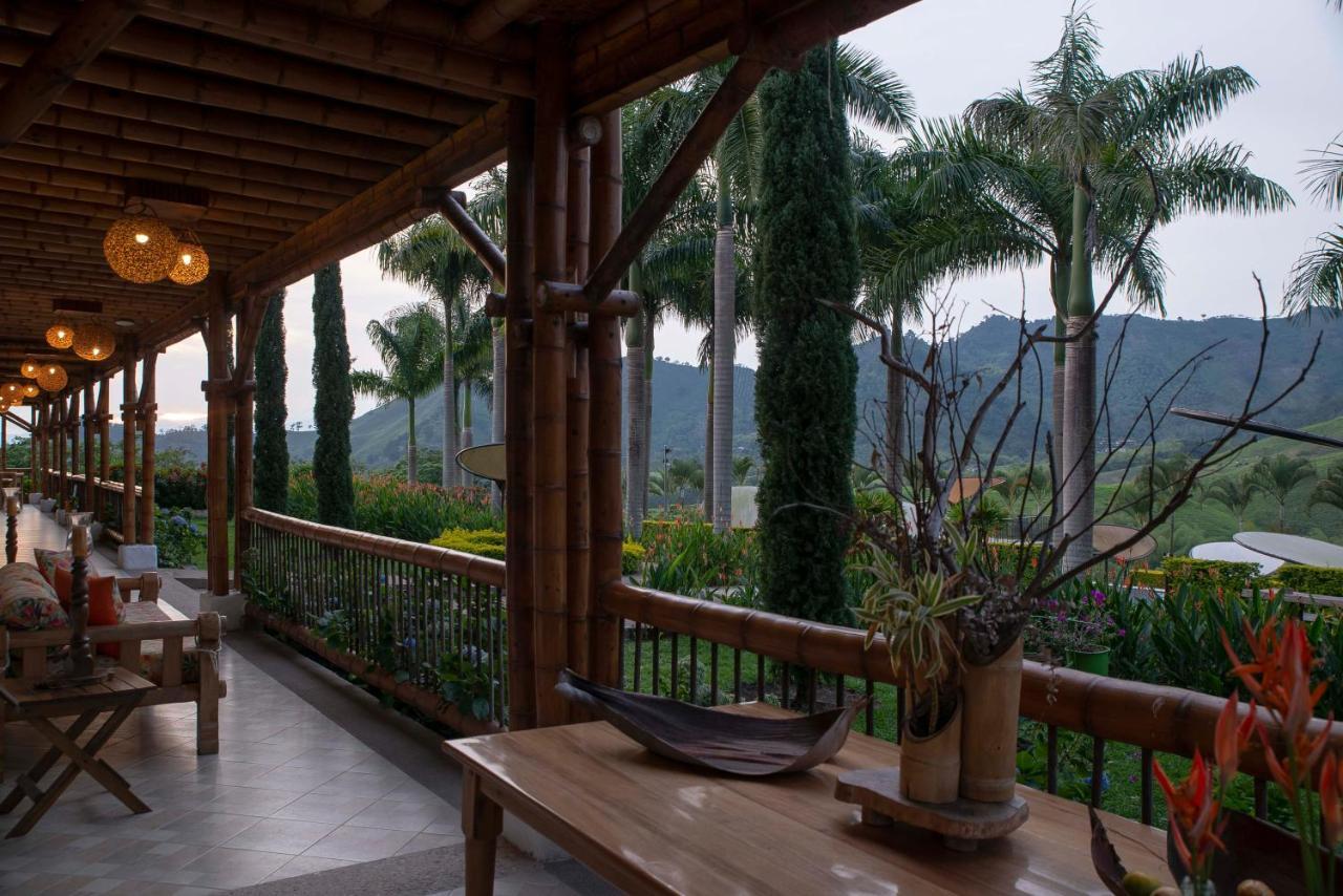 Hotel Casa San Carlos Lodge Pereira Exterior photo